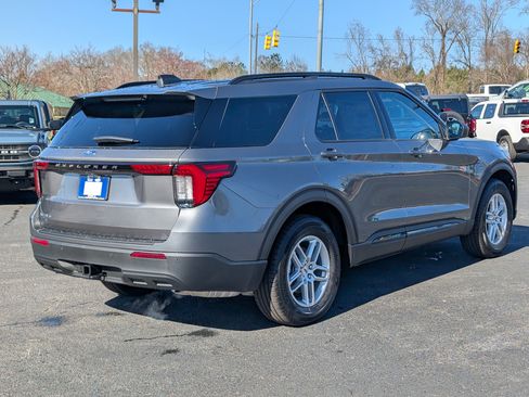 New 2026 Ford Explorer Active image 9