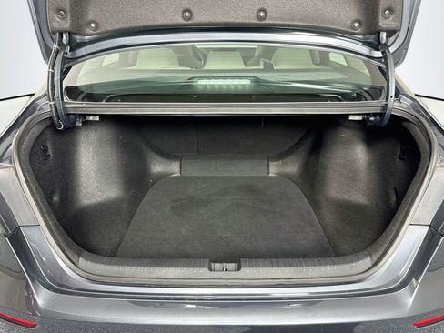 Certified 2023 Honda Accord EX image 25