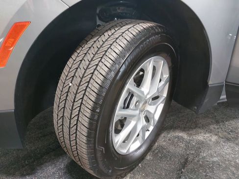 Used 2024 Chevrolet Equinox LT w/ LPO, Floor Liner Package image 33