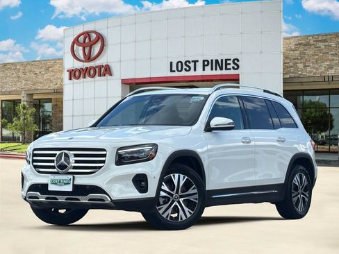 Used 2024 Mercedes-Benz GLB 250 image 1