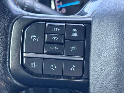 Used 2022 Ford F150 4x4 SuperCrew image 10