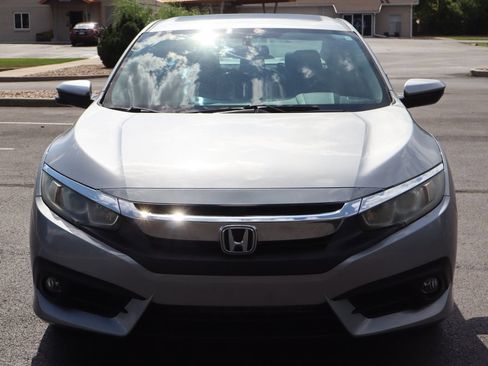 Used 2017 Honda Civic EX-T image 12