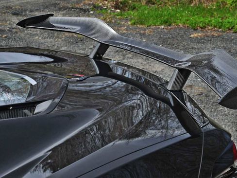 Used 2025 Chevrolet Corvette Z06 RWD image 14