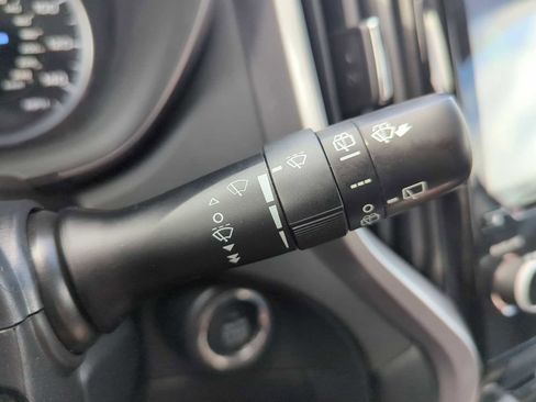 Used 2022 Subaru Ascent Limited w/ Technology Package image 27