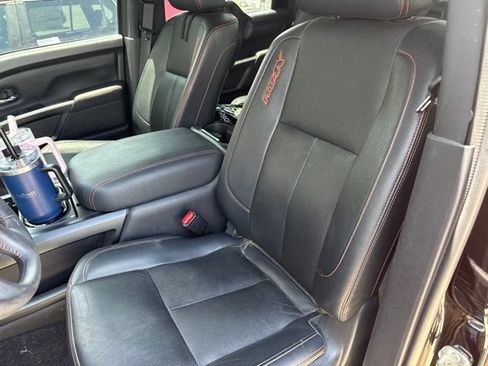 Used 2023 Nissan Titan PRO-4X w/ Pro-4x Convenience Package AWD/4WD image 9