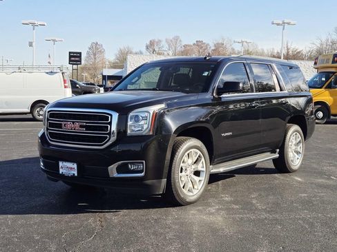 Used 2015 GMC Yukon SLT w/ HD Trailering Package image 8