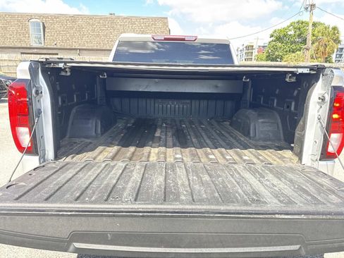 Used 2021 GMC Sierra 1500 Elevation AWD/4WD image 8