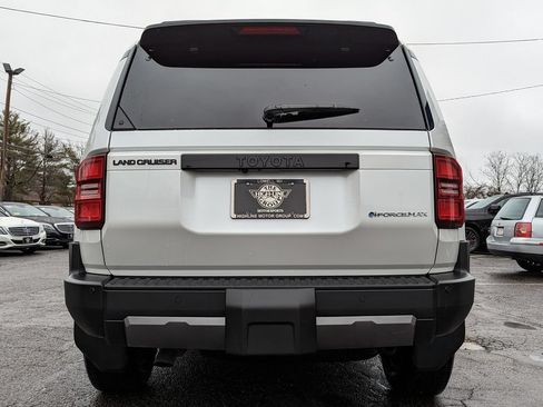 Used 2024 Toyota Land Cruiser w/ Premium Package AWD/4WD image 9