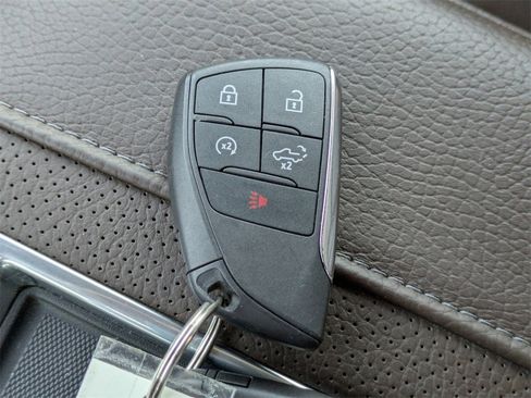 Used 2022 GMC Sierra 1500 Denali w/ Technology Package image 32