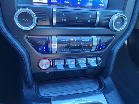 Used 2019 Ford Mustang GT Premium RWD image 18
