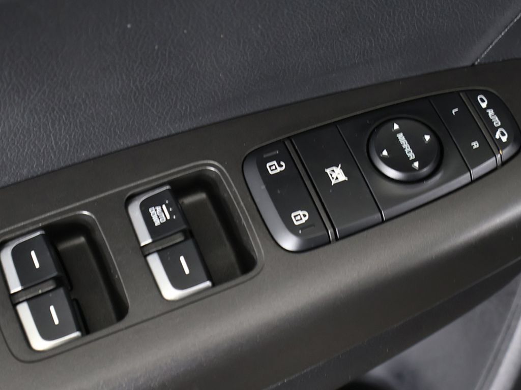 Used 2020 Kia Sportage LX w/ LX Popular Package AWD/4WD image 36
