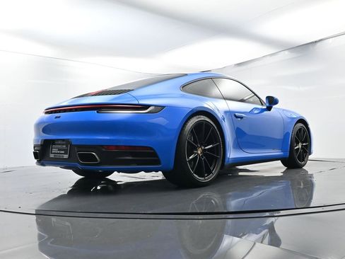 Certified 2022 Porsche 911 Carrera w/ Sport Chrono Package image 49