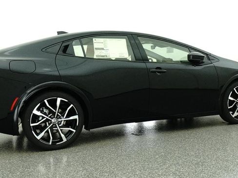 New 2026 Toyota Prius Plug-In Hybrid FWD image 53