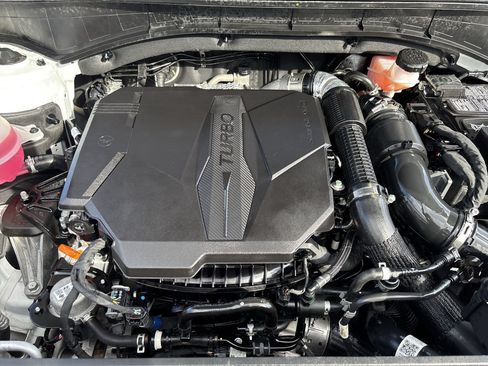 Used 2025 Kia Sorento SX FWD image 17
