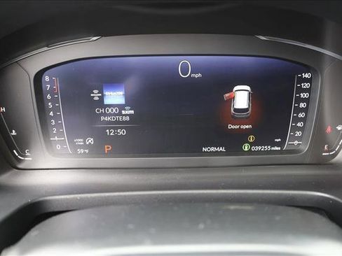 Used 2025 Honda Pilot Elite image 15