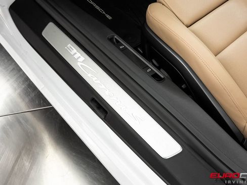 Used 2024 Porsche 911 Carrera S RWD image 42