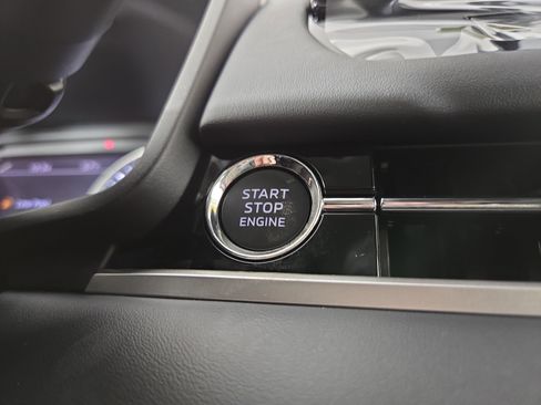 New 2026 Mitsubishi Outlander SE image 25