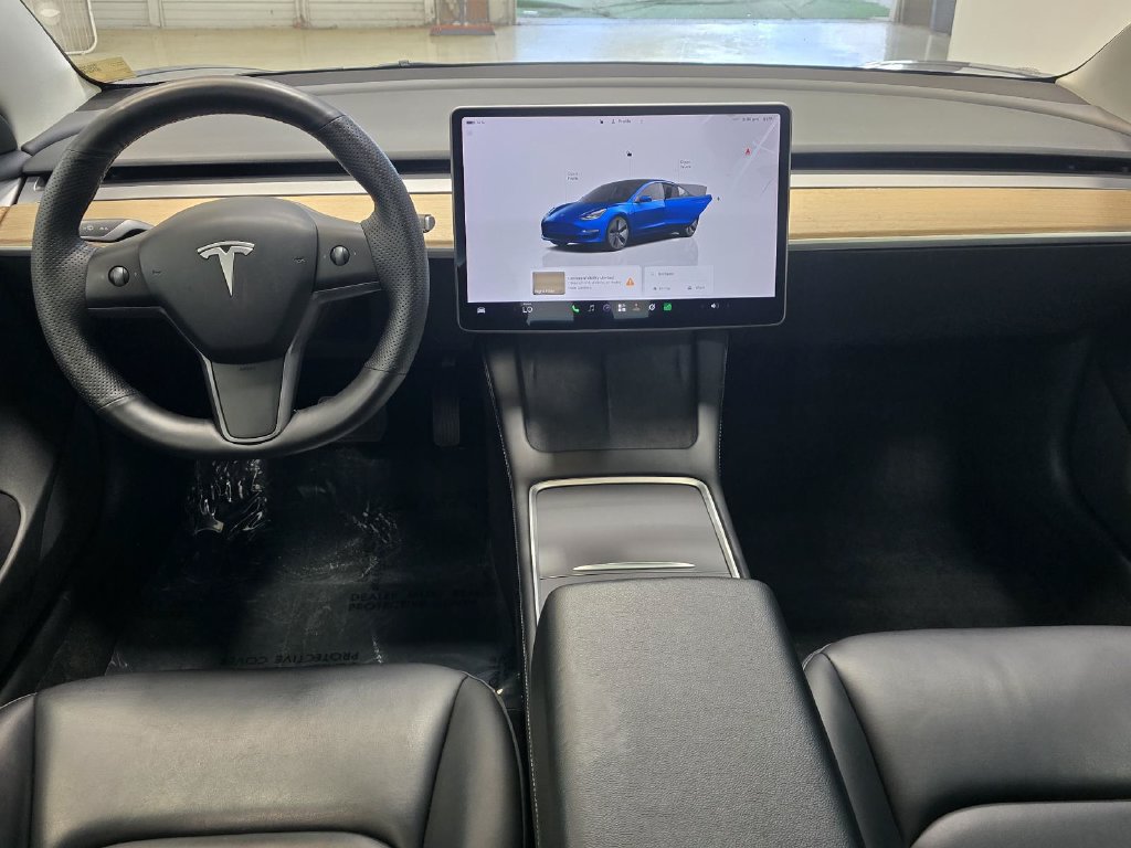 Used 2023 Tesla Model 3 Standard Range RWD image 9