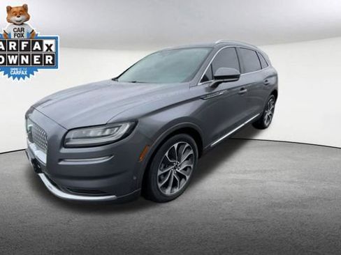 Used 2022 Lincoln Nautilus Reserve image 5