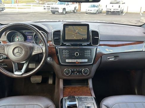 Used 2017 Mercedes-Benz GLS 450 4MATIC w/ Premium Package image 12