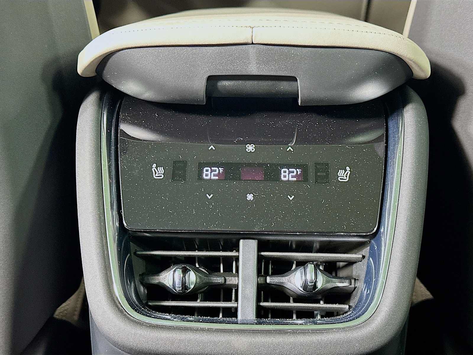 New 2026 Volvo EX90 Plus RWD image 23