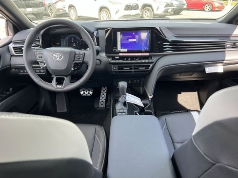 New 2026 Toyota Camry SE image 19