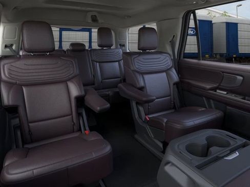 New 2026 Ford Expedition Platinum AWD/4WD image 11