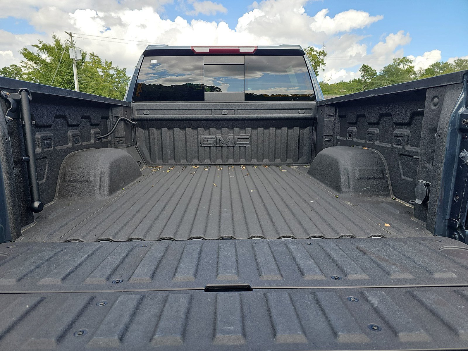 Used 2020 GMC Sierra 1500 SLT w/ SLT Premium Plus Package AWD/4WD image 13