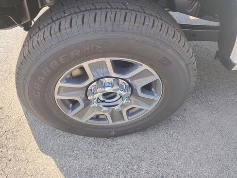 New 2026 Ford F250 Lariat image 9