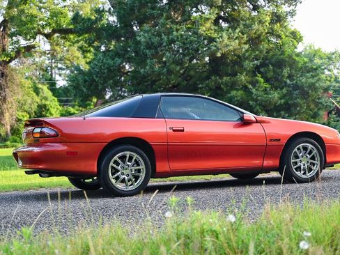 Used 2001 Chevrolet Camaro Z28 w/ Preferred Equipment Group 2 image 31