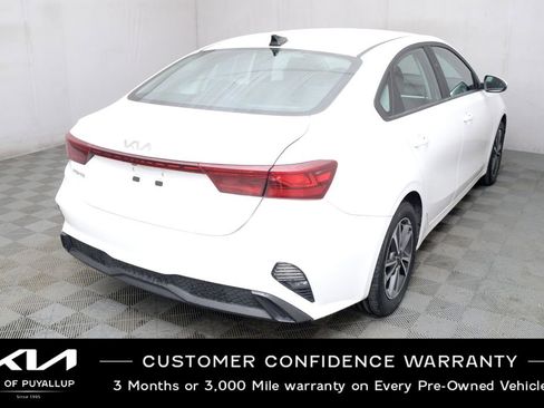 Used 2023 Kia Forte LXS w/ LXS Technology Package image 5