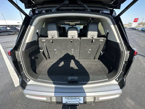 Used 2023 Nissan Pathfinder SL w/ SL Premium Package AWD/4WD image 25