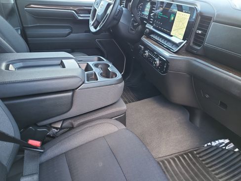 Certified 2025 Chevrolet Silverado 1500 LT image 19