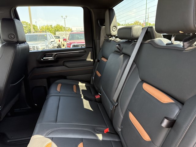 Used 2025 GMC Sierra 2500 AT4 AWD/4WD image 6