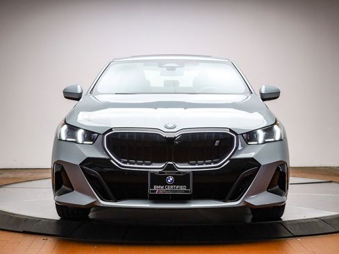 Certified 2025 BMW i5 eDrive40i w/ M Sport Package image 2