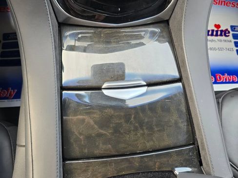 Used 2020 Cadillac Escalade Platinum AWD/4WD image 30