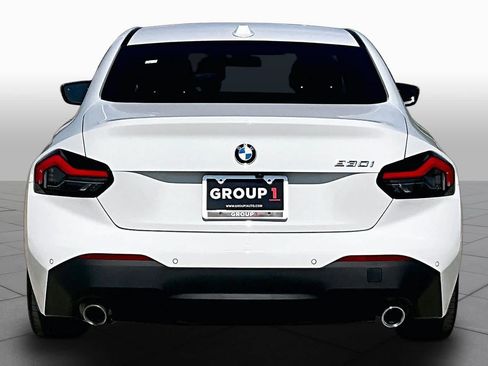 Used 2024 BMW 230i Coupe w/ Premium Package RWD image 4