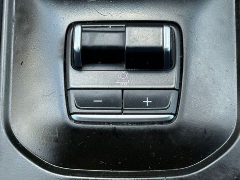 Used 2024 GMC Sierra 2500 Denali Ultimate w/ Max Trailering Package image 25