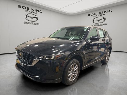 Used 2024 MAZDA CX-5 AWD 2.5 S w/ Preferred Package image 1