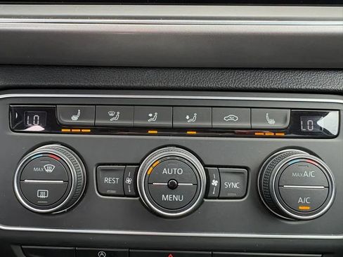 Used 2019 Volkswagen Atlas SE AWD/4WD image 15