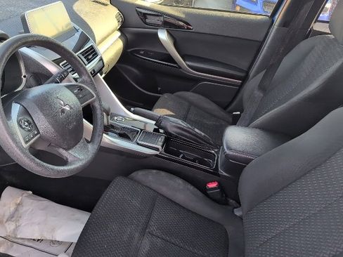 Used 2019 Mitsubishi Eclipse Cross LE image 12