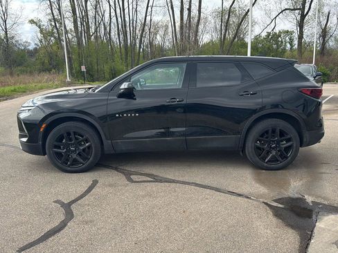 Used 2023 Chevrolet Blazer LT w/ Driver Confidence Package FWD image 2