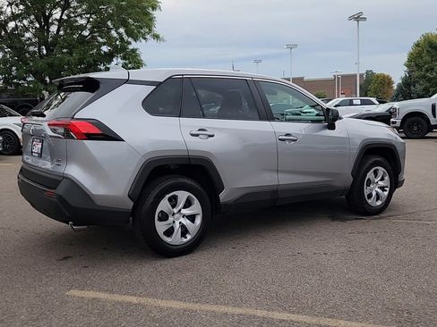 Used 2025 Toyota RAV4 LE AWD/4WD image 13
