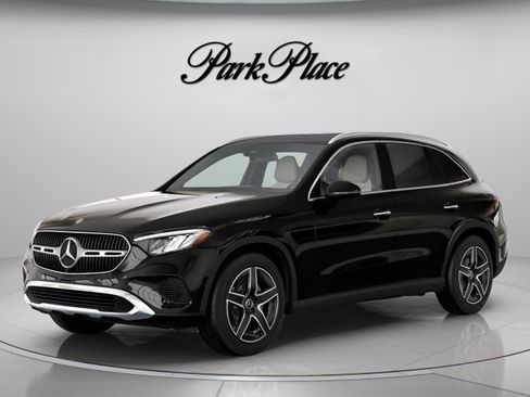Certified 2026 Mercedes-Benz GLC 300 4MATIC image 3
