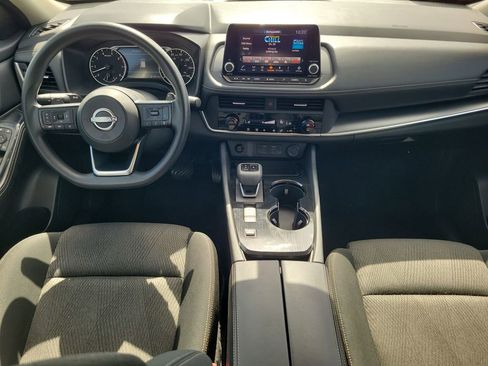 Used 2024 Nissan Rogue SV FWD image 13