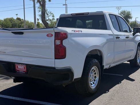 Used 2021 Chevrolet Silverado 1500 W/T w/ WT Value Package AWD/4WD image 5