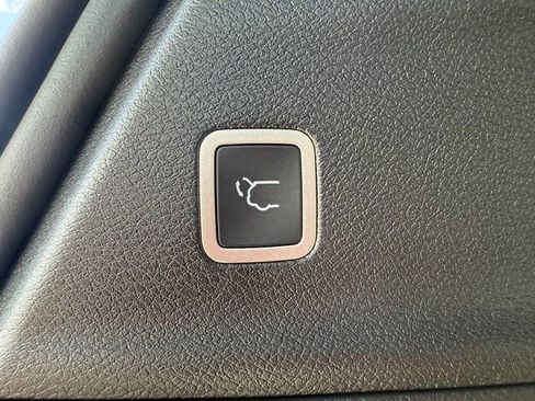 New 2026 Chrysler Pacifica Select image 28