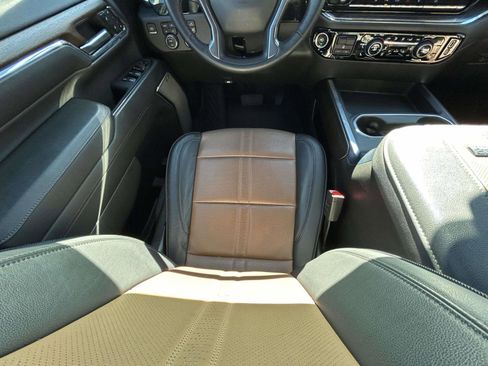 Used 2024 Chevrolet Silverado 2500 High Country w/ Z71 Off-Road Package image 13