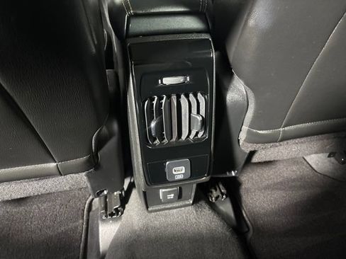 Used 2022 Jeep Compass Limited AWD/4WD image 27