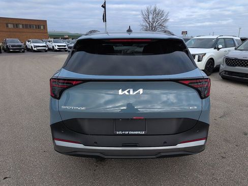 New 2026 Kia Sportage EX image 6
